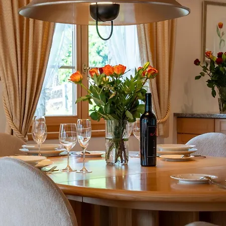 Chalet Solidage Apartment Rougemont